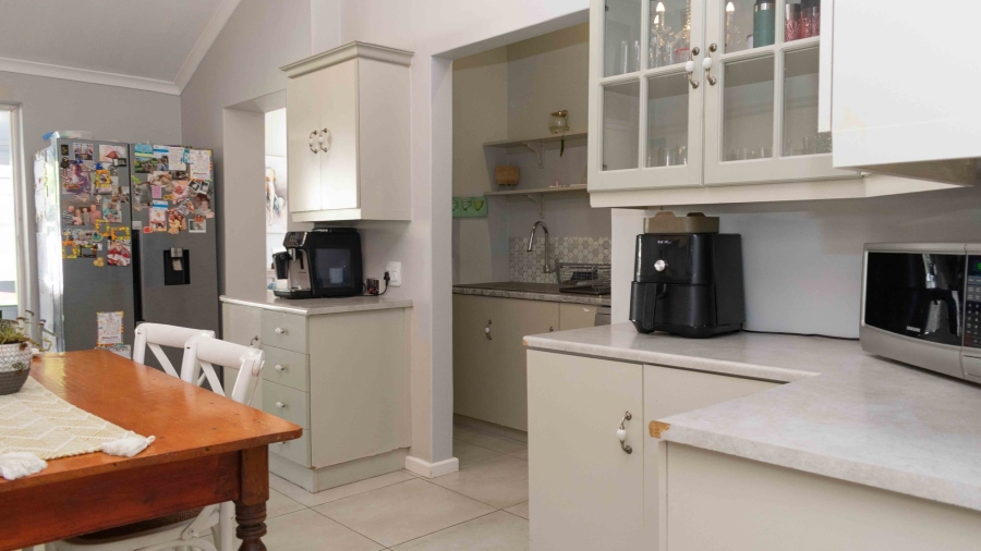 4 Bedroom Property for Sale in Mill Park Eastern Cape